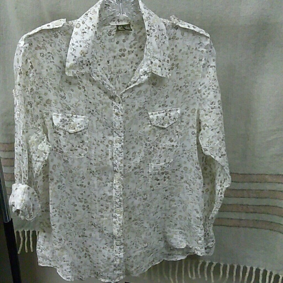 fei Tops - Fei button down long sleeve shirt